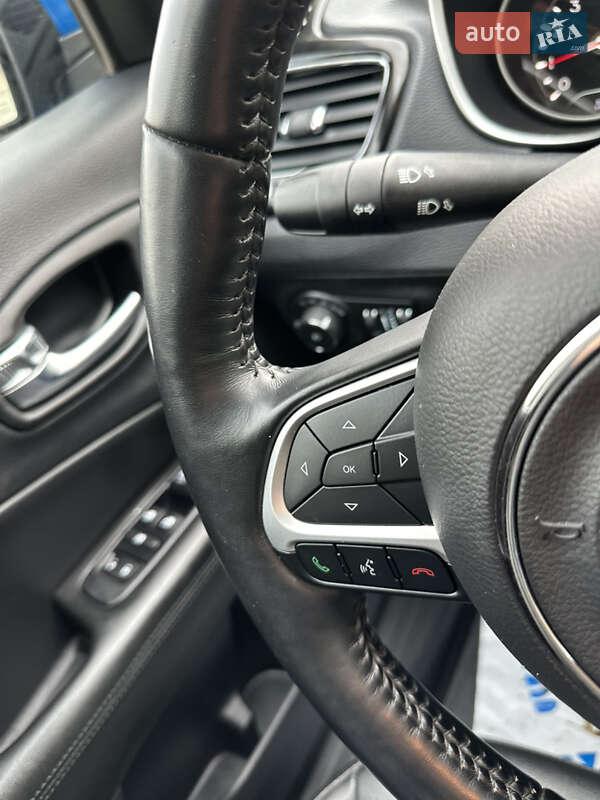 Внедорожник / Кроссовер Jeep Compass 2020 в Киеве