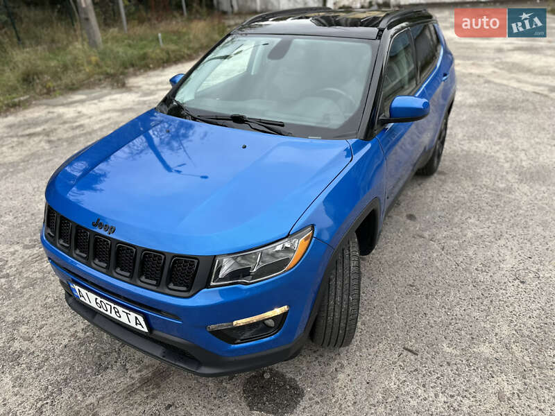 Внедорожник / Кроссовер Jeep Compass 2020 в Киеве