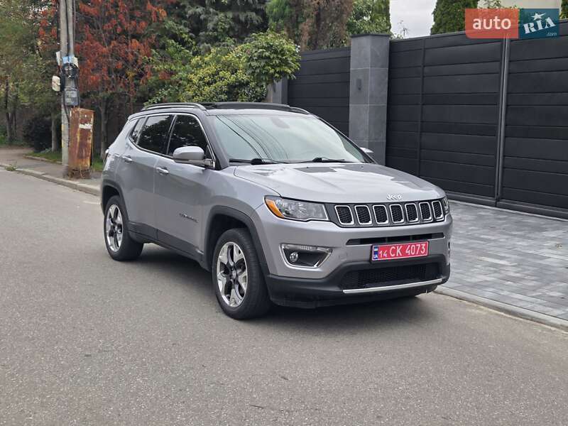 Внедорожник / Кроссовер Jeep Compass 2018 в Киеве