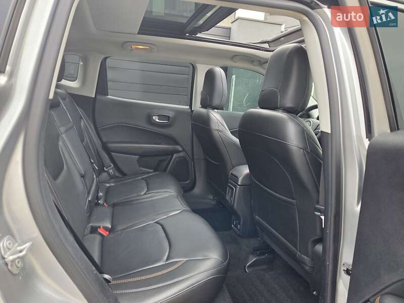 Внедорожник / Кроссовер Jeep Compass 2018 в Киеве