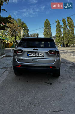 Внедорожник / Кроссовер Jeep Compass 2018 в Змиеве