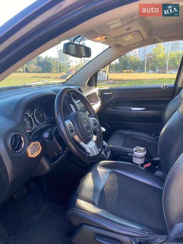 Внедорожник / Кроссовер Jeep Compass 2014 в Киеве фото 13 Внедорожник / Кроссовер Jeep Compass 2014 в Киеве