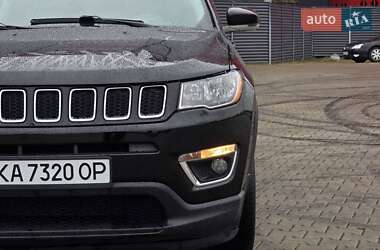 Внедорожник / Кроссовер Jeep Compass 2019 в 