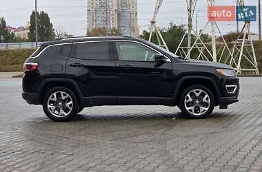 Внедорожник / Кроссовер Jeep Compass 2019 в 