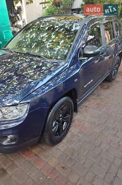 Внедорожник / Кроссовер Jeep Compass 2012 в 