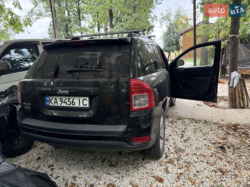 Позашляховик / Кросовер Jeep Compass 2012 в Києві