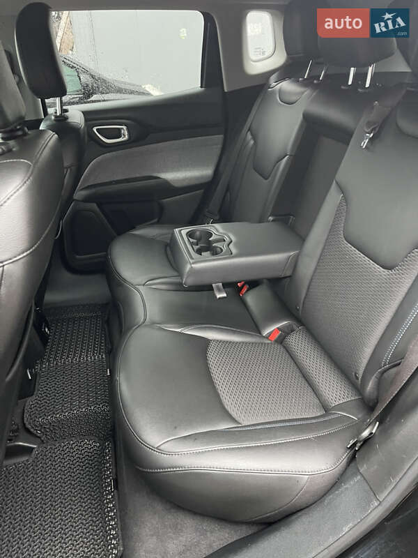 Внедорожник / Кроссовер Jeep Compass 2022 в Фастове