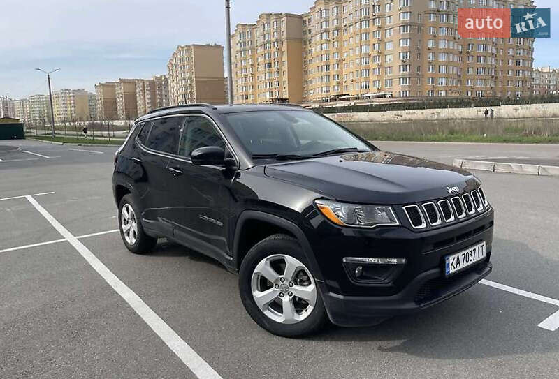 Внедорожник / Кроссовер Jeep Compass 2021 в 