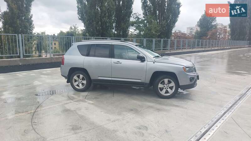 Внедорожник / Кроссовер Jeep Compass 2016 в Киеве фото 8 Внедорожник / Кроссовер Jeep Compass 2016 в Киеве