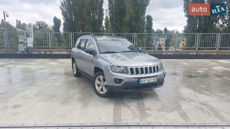 Внедорожник / Кроссовер Jeep Compass 2016 в Киеве фото 10 Внедорожник / Кроссовер Jeep Compass 2016 в Киеве