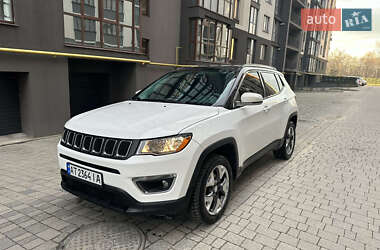 Внедорожник / Кроссовер Jeep Compass 2017 в Ворохте