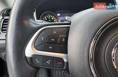 Внедорожник / Кроссовер Jeep Compass 2017 в 