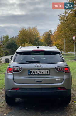 Внедорожник / Кроссовер Jeep Compass 2019 в 