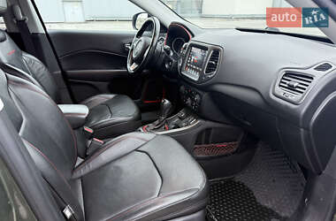 Внедорожник / Кроссовер Jeep Compass 2020 в 