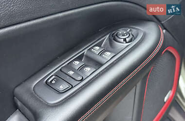 Внедорожник / Кроссовер Jeep Compass 2020 в 
