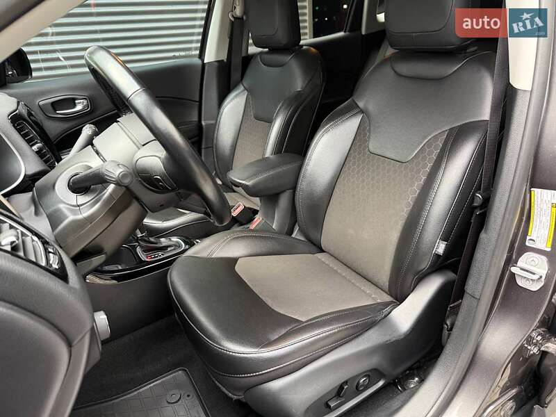 Позашляховик / Кросовер Jeep Compass 2019 в Києві фото 10 Позашляховик / Кросовер Jeep Compass 2019 в Києві