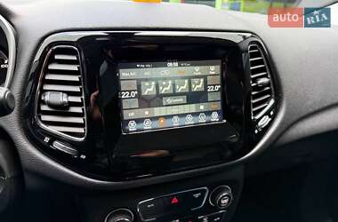 Внедорожник / Кроссовер Jeep Compass 2019 в 