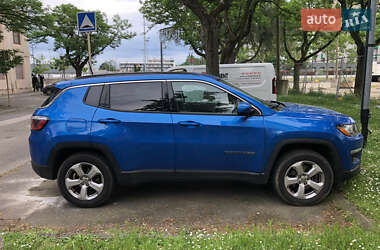 Внедорожник / Кроссовер Jeep Compass 2017 в 