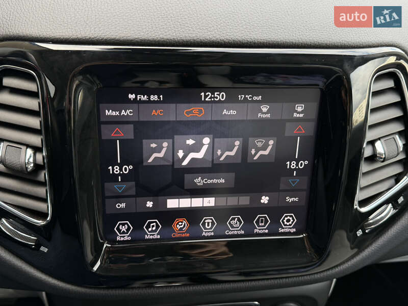 Внедорожник / Кроссовер Jeep Compass 2020 в Запорожье