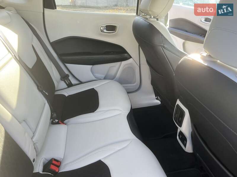Внедорожник / Кроссовер Jeep Compass 2017 в Полтаве фото 27 Внедорожник / Кроссовер Jeep Compass 2017 в Полтаве