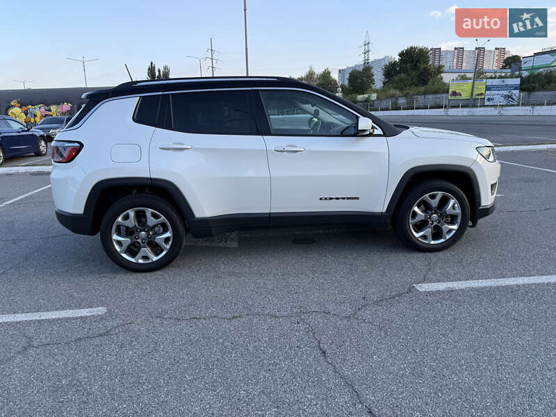 Позашляховик / Кросовер Jeep Compass 2017 в Києві фото 10 Позашляховик / Кросовер Jeep Compass 2017 в Києві