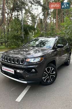 Внедорожник / Кроссовер Jeep Compass 2023 в 