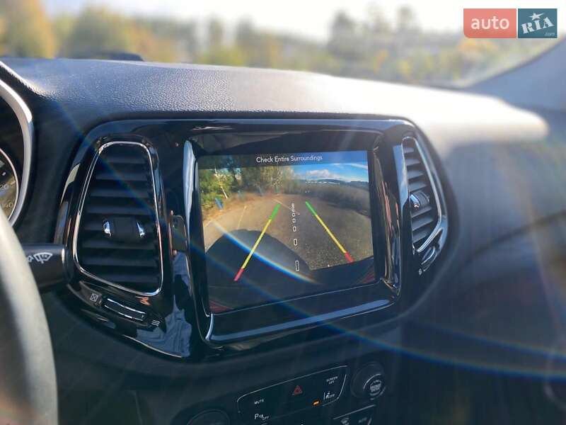 Внедорожник / Кроссовер Jeep Compass 2017 в Киеве