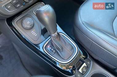 Внедорожник / Кроссовер Jeep Compass 2017 в 