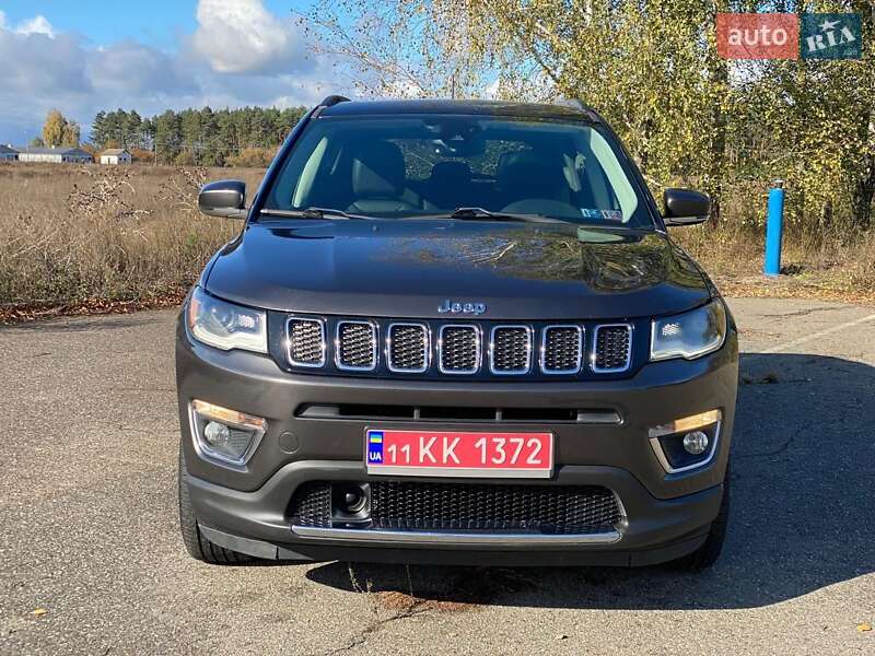 Внедорожник / Кроссовер Jeep Compass 2017 в Киеве