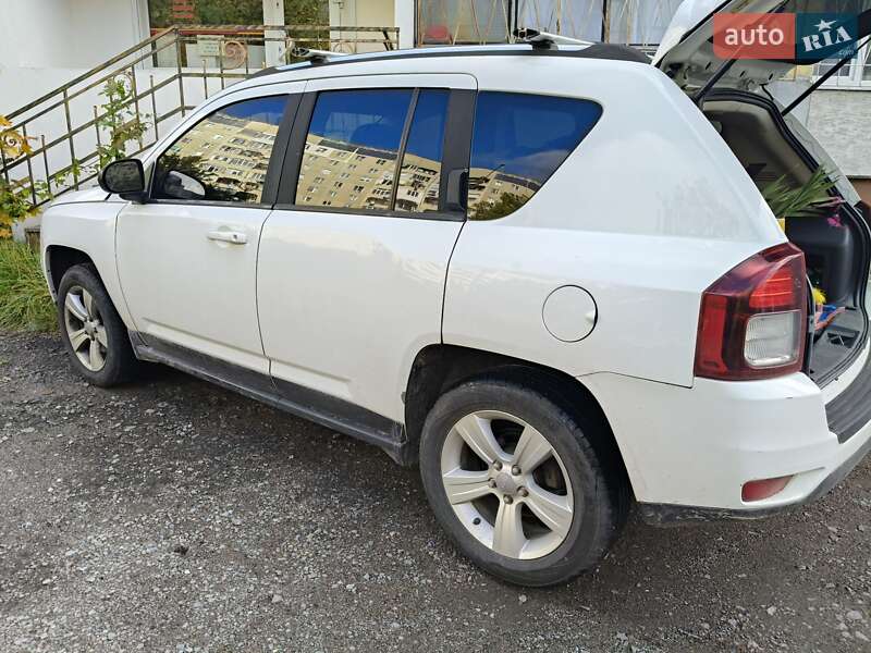 Внедорожник / Кроссовер Jeep Compass 2014 в Львове