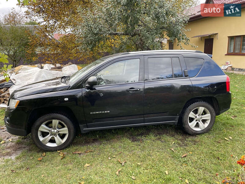 Внедорожник / Кроссовер Jeep Compass 2012 в Киеве