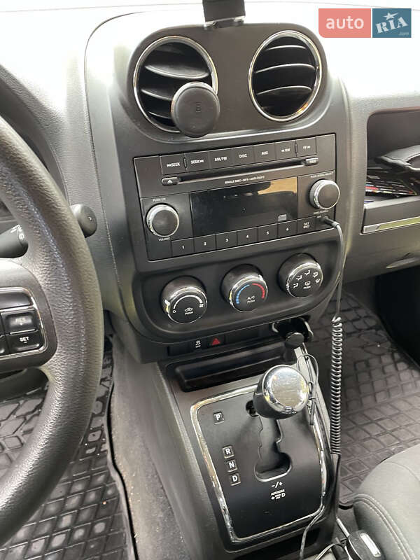 Внедорожник / Кроссовер Jeep Compass 2012 в Киеве