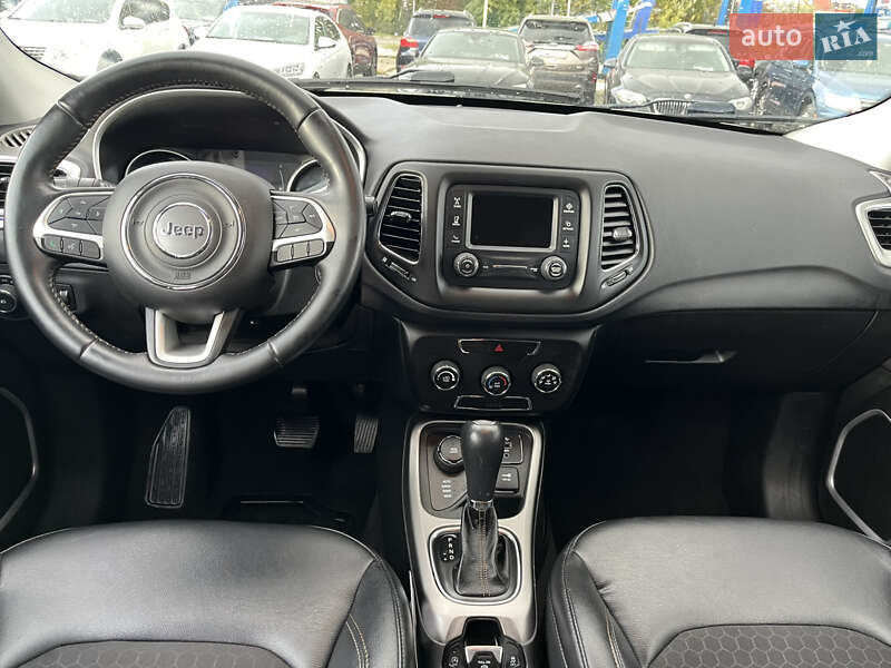 Позашляховик / Кросовер Jeep Compass 2017 в Львові