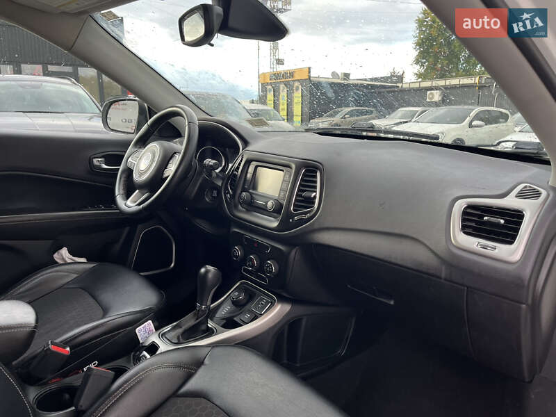 Позашляховик / Кросовер Jeep Compass 2017 в Львові