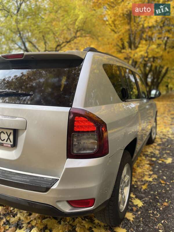 Позашляховик / Кросовер Jeep Compass 2013 в Мені фото 3 Позашляховик / Кросовер Jeep Compass 2013 в Мені