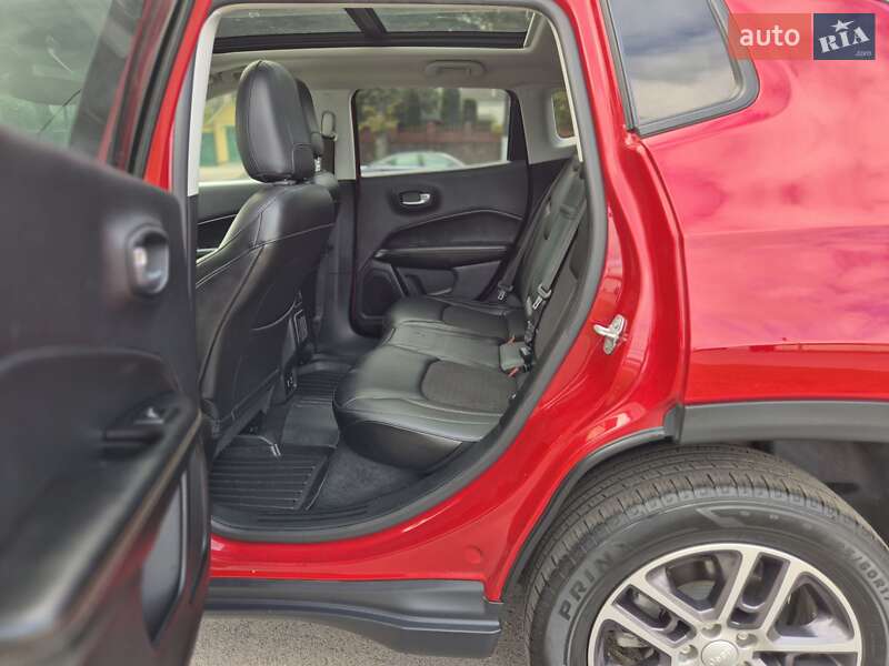 Позашляховик / Кросовер Jeep Compass 2017 в Житомирі фото 32 Позашляховик / Кросовер Jeep Compass 2017 в Житомирі