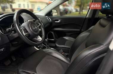 Внедорожник / Кроссовер Jeep Compass 2017 в 