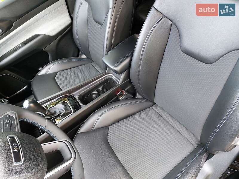 Внедорожник / Кроссовер Jeep Compass 2021 в Ромнах фото 27 Внедорожник / Кроссовер Jeep Compass 2021 в Ромнах
