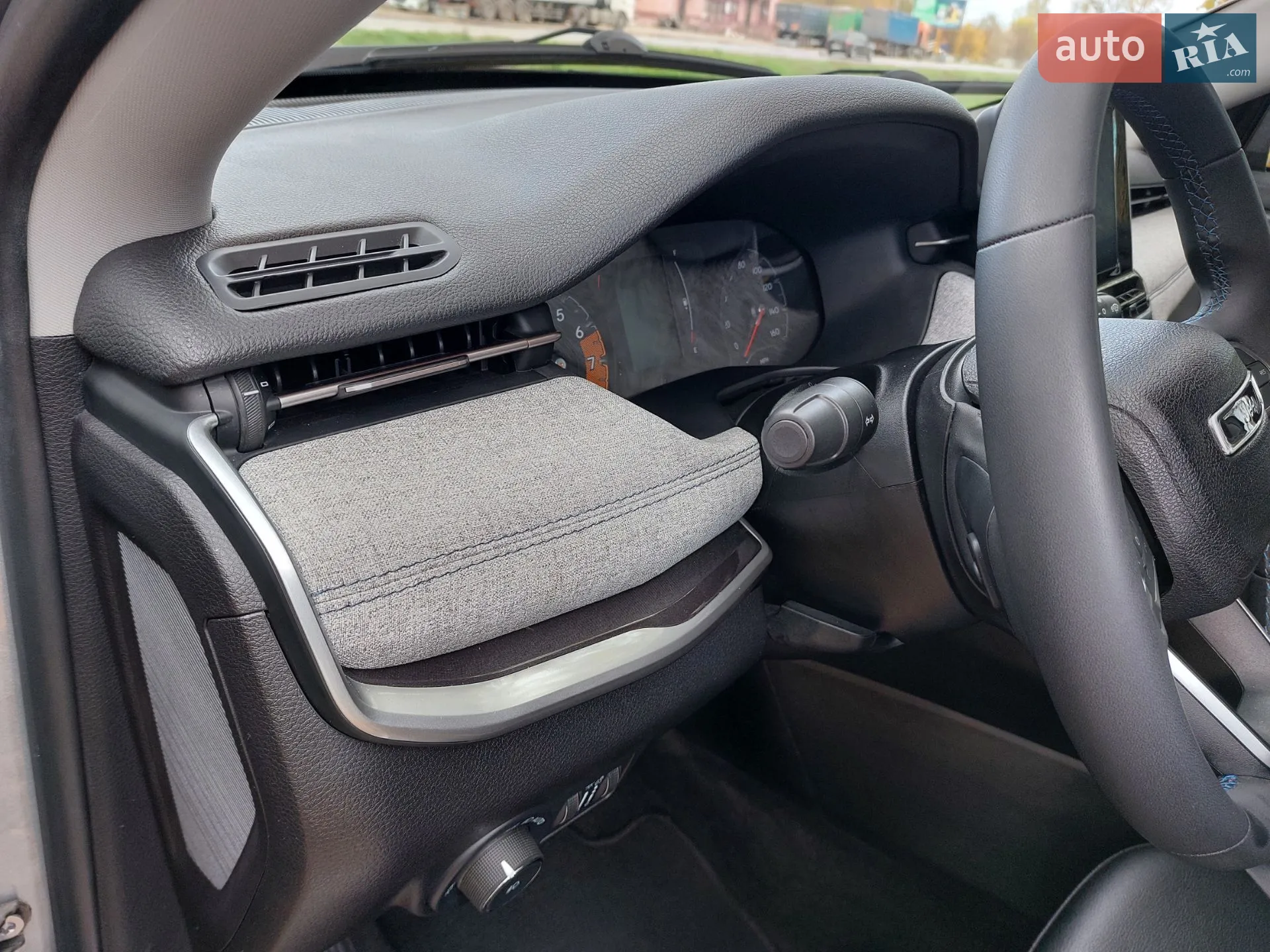 2021 Jeep Compass - мініатюра 31