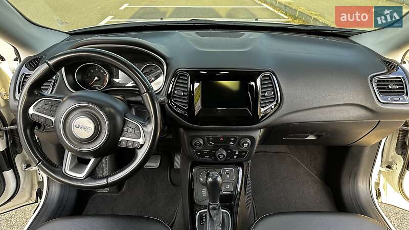 Внедорожник / Кроссовер Jeep Compass 2020 в Киеве