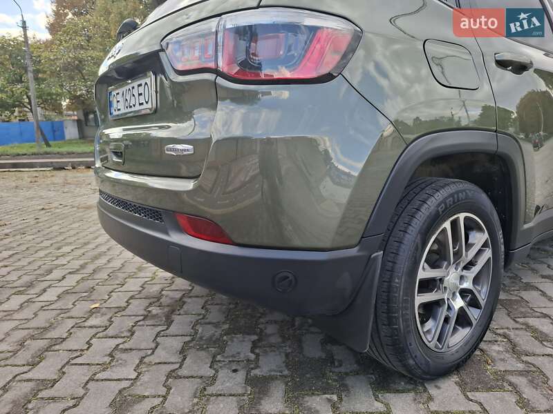 Позашляховик / Кросовер Jeep Compass 2017 в Чернівцях