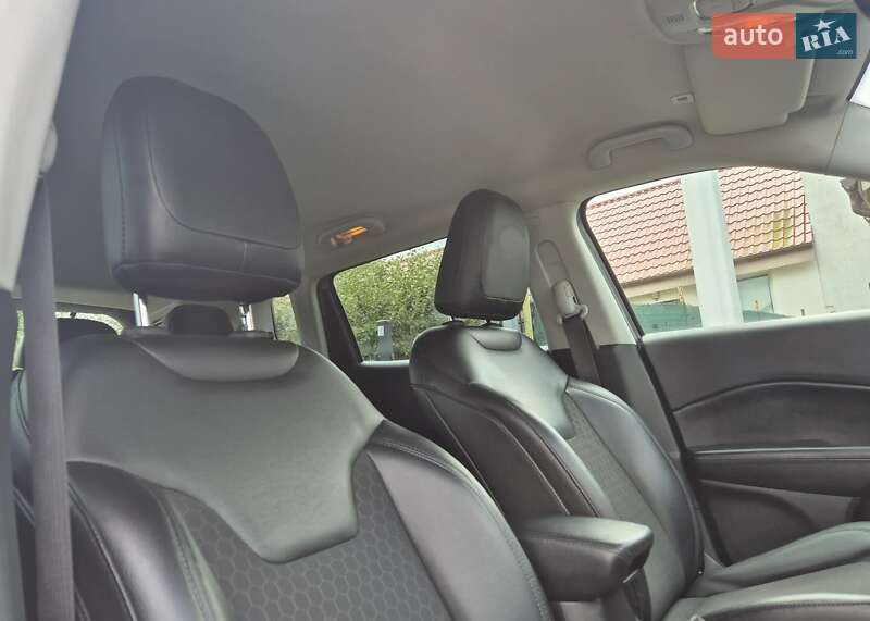 Внедорожник / Кроссовер Jeep Compass 2018 в Львове фото 16 Внедорожник / Кроссовер Jeep Compass 2018 в Львове