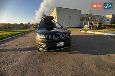 Внедорожник / Кроссовер Jeep Compass 2018 в 