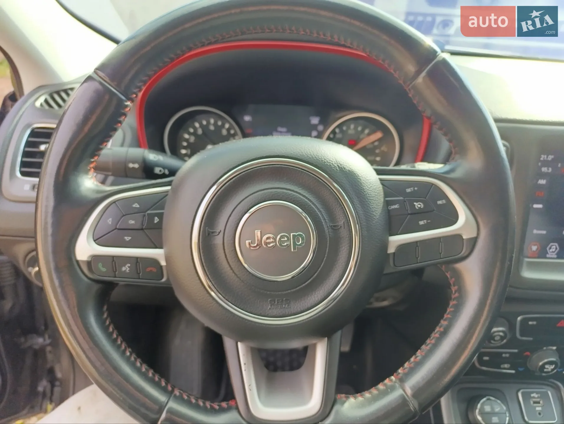 2019 Jeep Compass - мініатюра 29