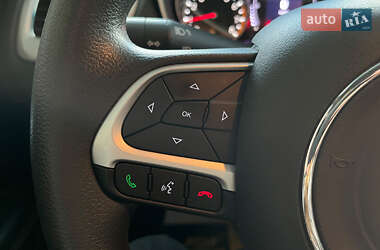 Внедорожник / Кроссовер Jeep Compass 2020 в 