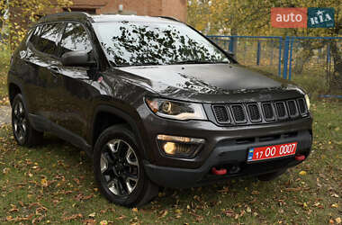 Внедорожник / Кроссовер Jeep Compass 2018 в 