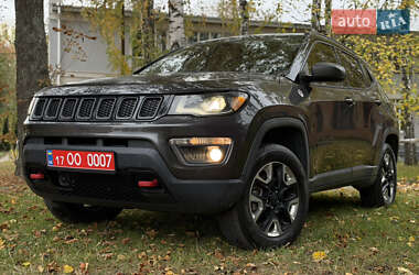 Внедорожник / Кроссовер Jeep Compass 2018 в 
