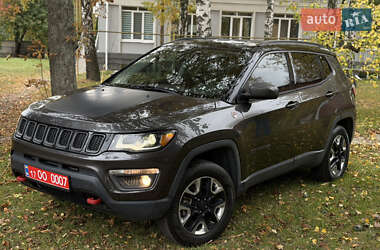 Внедорожник / Кроссовер Jeep Compass 2018 в 