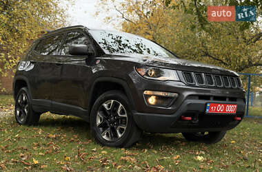 Внедорожник / Кроссовер Jeep Compass 2018 в 