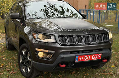 Внедорожник / Кроссовер Jeep Compass 2018 в 